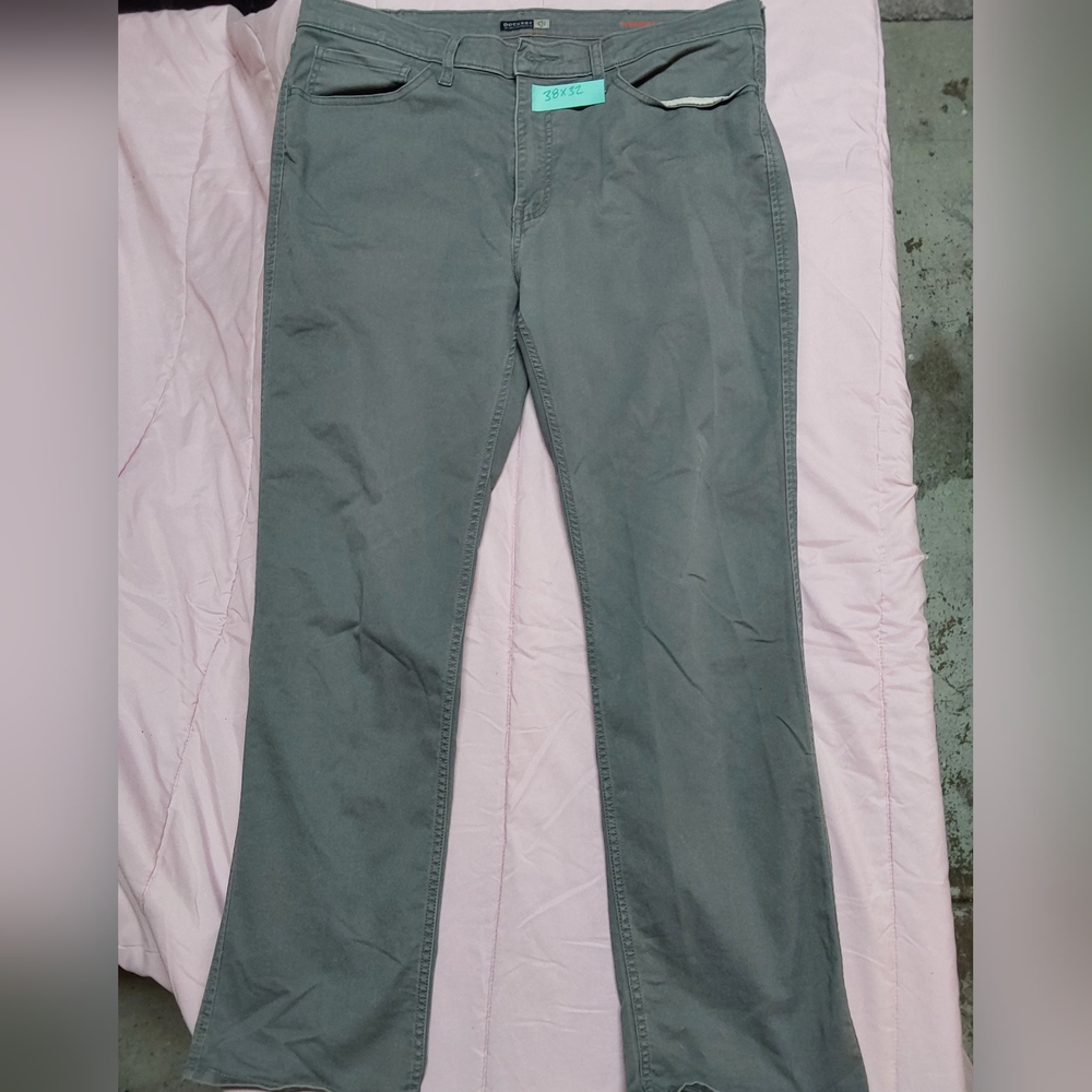 Men's Straight Fit Dockers